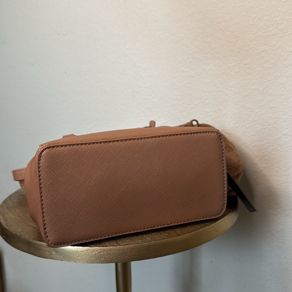 Kendall + Kylie brown mini crossbody tote bag with fuzzy coin purse, NWT - Picture 7 of 11
